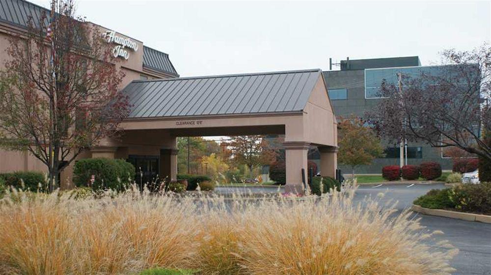 Hampton Inn St. Louis-Честерфилд Экстерьер фото