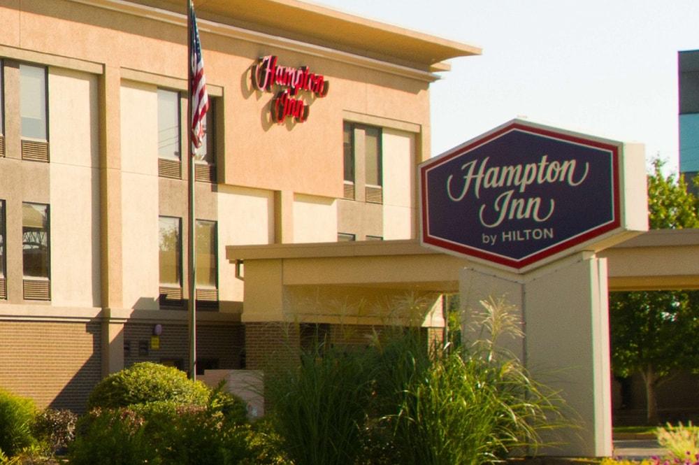 Hampton Inn St. Louis-Честерфилд Экстерьер фото