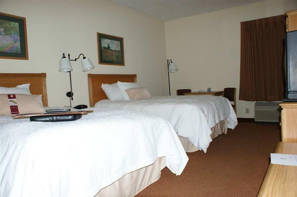 Hampton Inn St. Louis-Честерфилд Номер фото