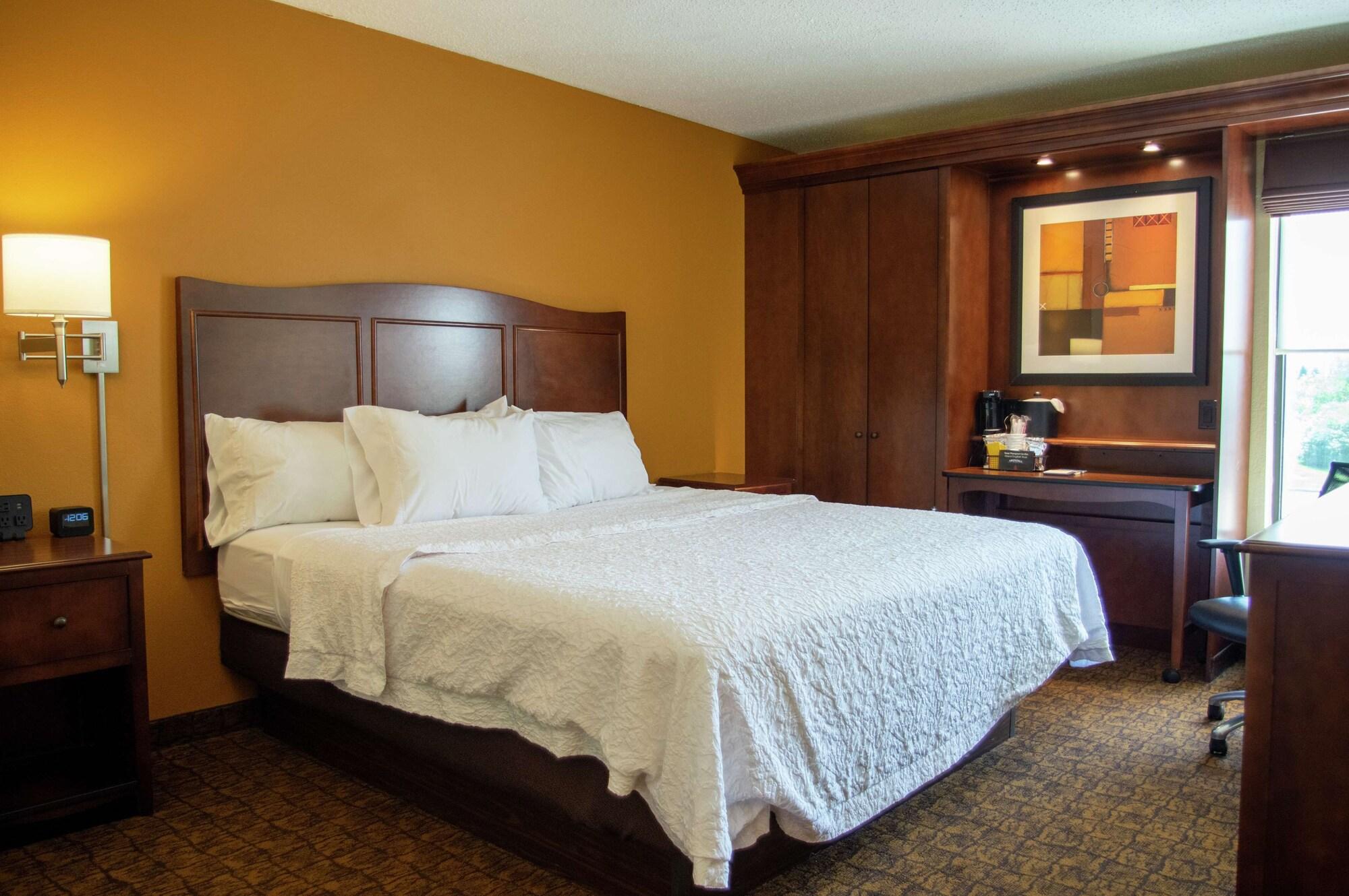 Hampton Inn St. Louis-Честерфилд Экстерьер фото