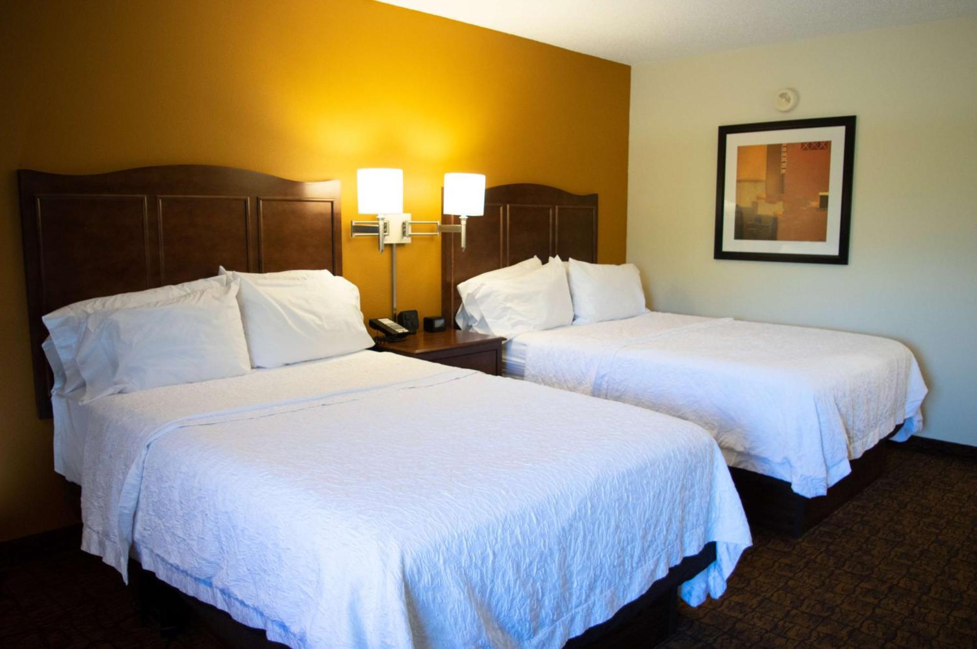 Hampton Inn St. Louis-Честерфилд Экстерьер фото