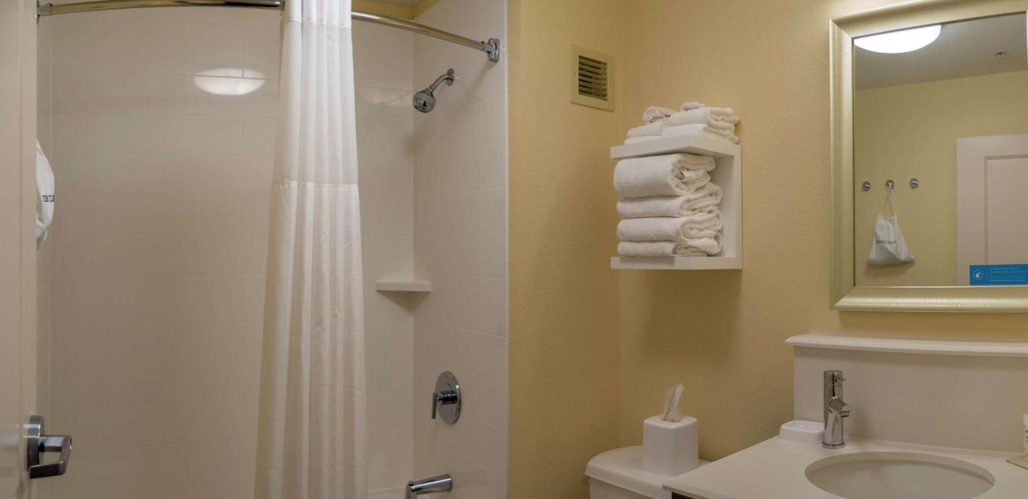Hampton Inn St. Louis-Честерфилд Экстерьер фото