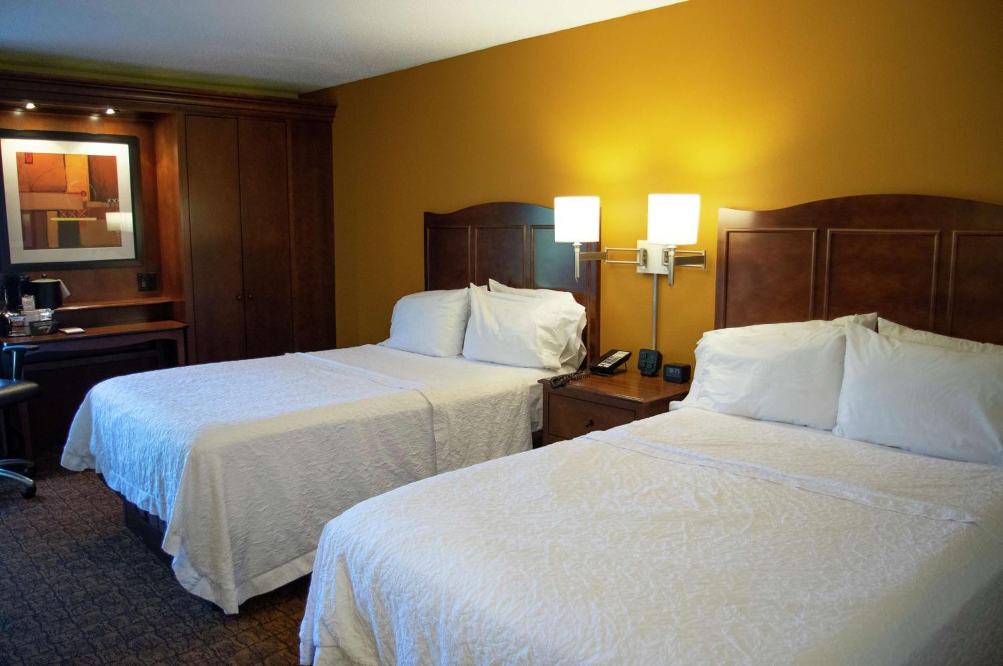 Hampton Inn St. Louis-Честерфилд Экстерьер фото
