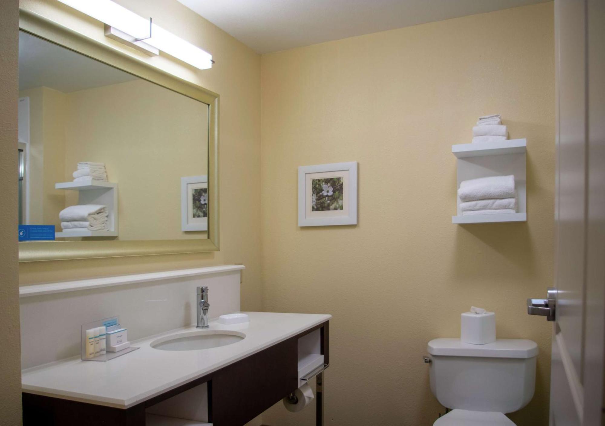 Hampton Inn St. Louis-Честерфилд Экстерьер фото